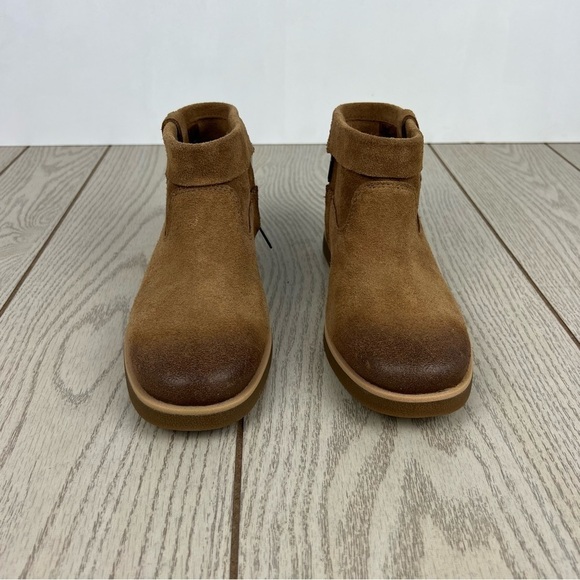 UGG Women's Josefene Cuff Suede Ankle Boots US6.5 Chestnut (tan/brown) $130 - Picture 2 of 11